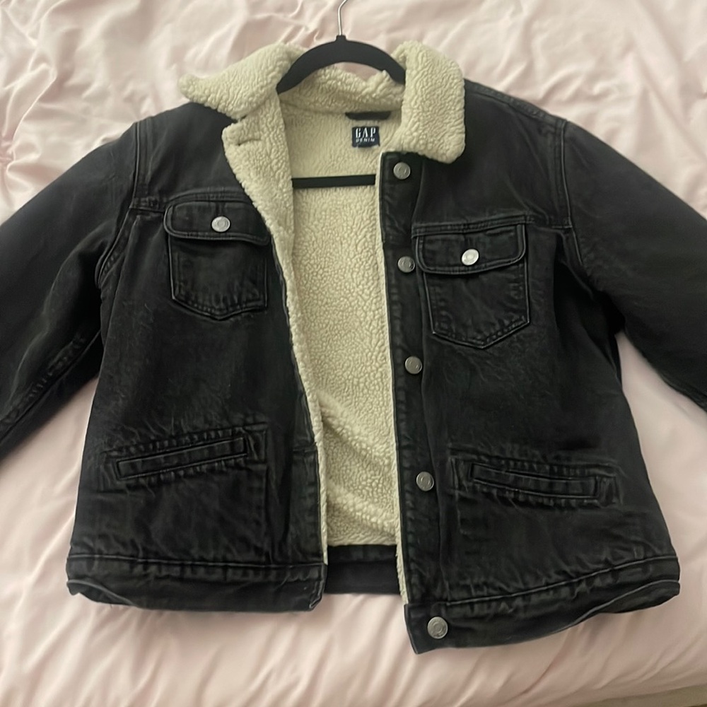 Black jean jacket with cozy inside